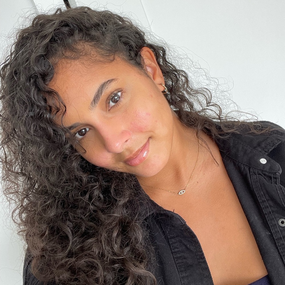 Meet your Posher, Thatiana